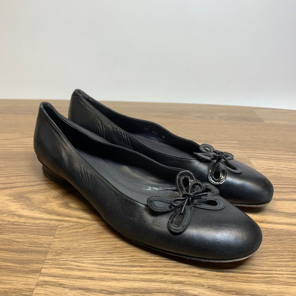 Stuart Weitzman Black Cutout Flower Leather Flats Slip On Womens Size 10 M